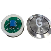 Genesis button G with braille
