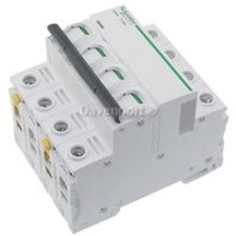 Schneider, switch for contactor A9F04432, iC60N, 4p C 32A