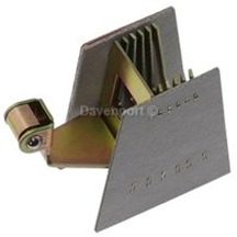 Spark deflector 6830